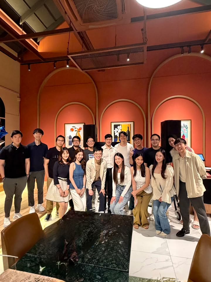 Flow's Table community moment from 17 Nov 2025