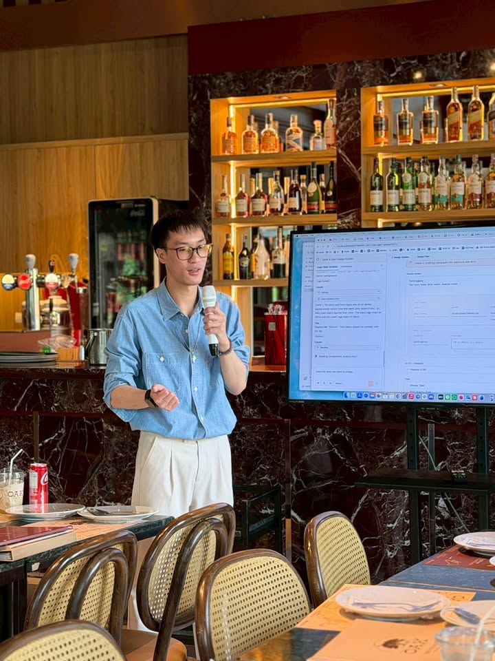 Flow's Table community moment from 06 May 2026